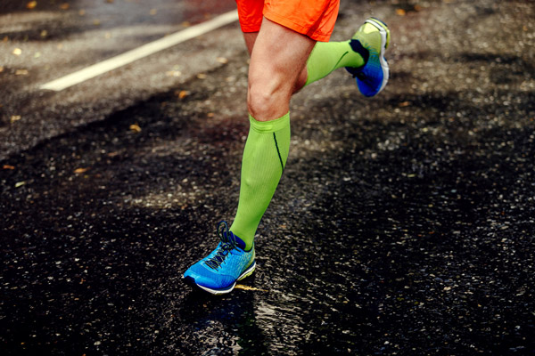 What Do Compression Socks Do? Understanding the Benefits and Uses